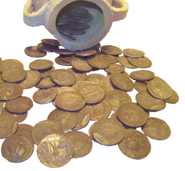 Греческие монеты различной чеканки