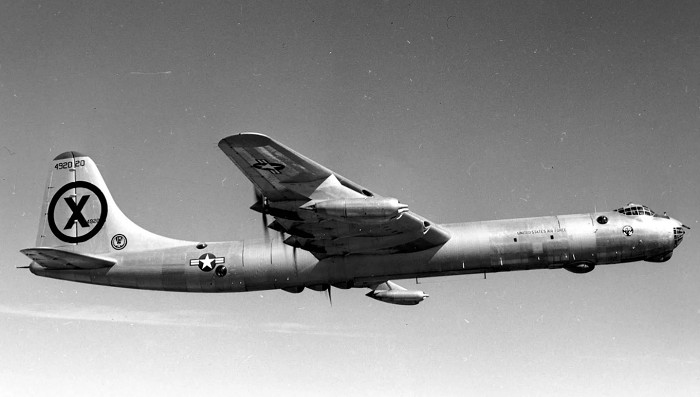 Бомбардировщик В-29 «Суперкрепостъ» (США