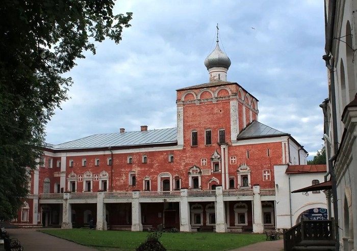 Сохранившиеся постройки Вологодского кремля