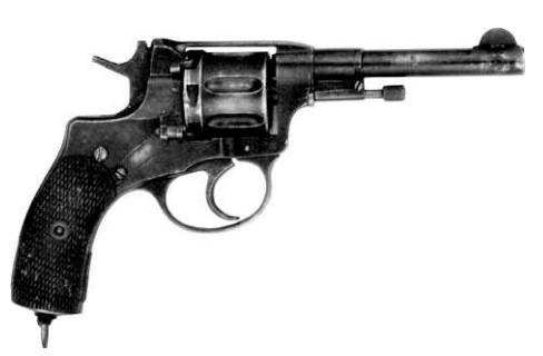 3-линейный револьвер «Наган» обр.1895 г.