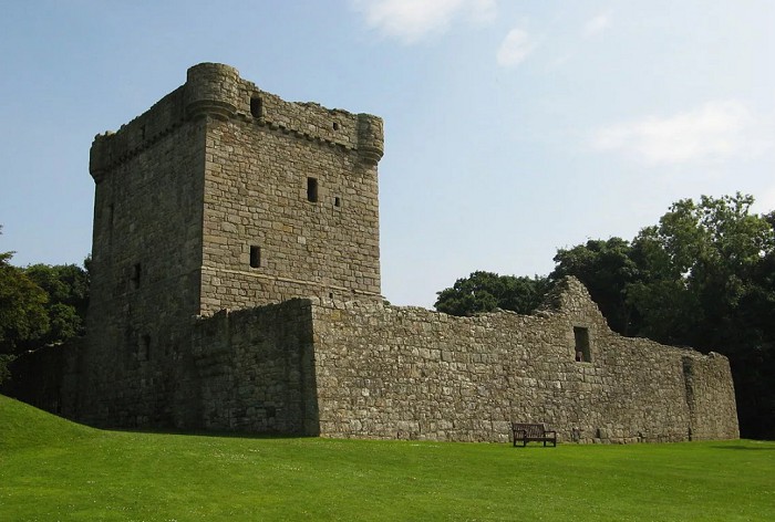 Замок Лохливен в Шотландии, где находилась в заточении в 1567-1568 гг. Мария Стюарт