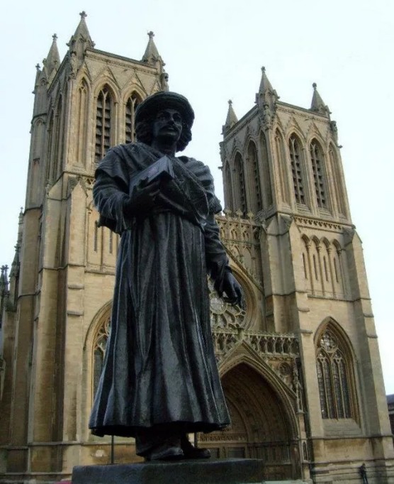 Рам Мохан Рой перед кафедральным собором в Бристоле. Англия. 