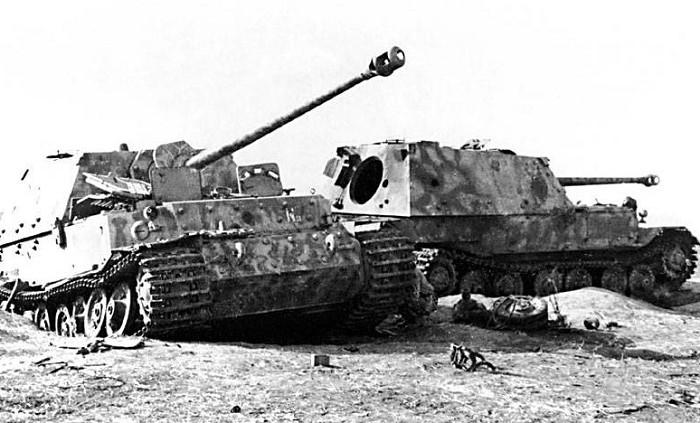Немецкие танки, уничтоженные на Курской дуге