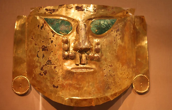 Перуанская маска. IX—XI вв.