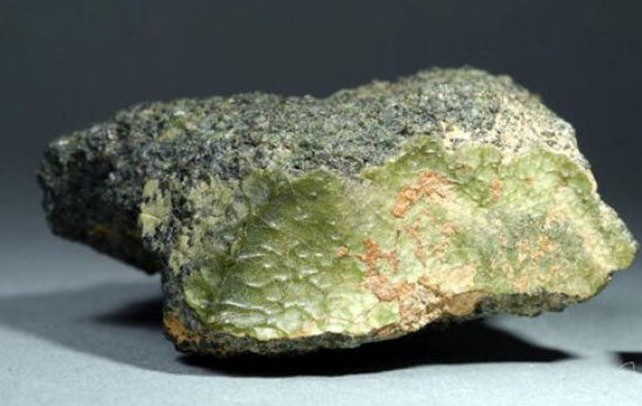 Метеорит NWA 2892