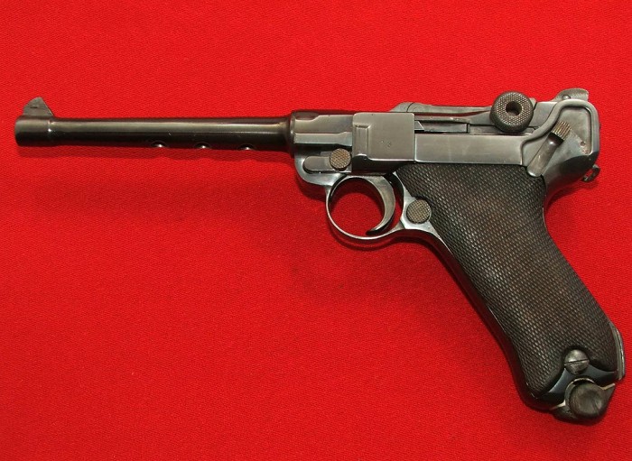Самозарядный пистолет Р-08 «Парабеллум»