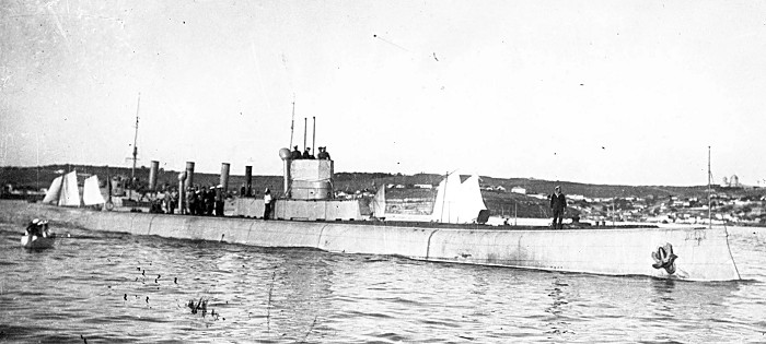 Подводный минный заградитель «Краб» Черноморского флота в Севастополе