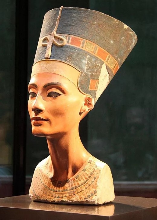 Бюст Нефертити. Около 1351–1334 гг. до н. э. Новый музей, Берлин (Германия)