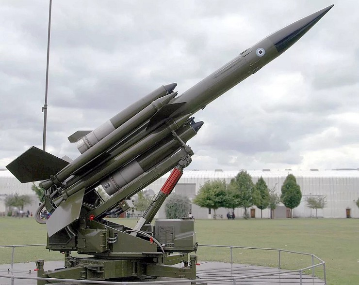 Стационарная ПУ ЗРК «Бладхаунд» с ракетой. Великобритания. 1958 г.