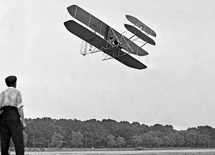 Испытательный полет «Флаера». Фотография 1908 г.
