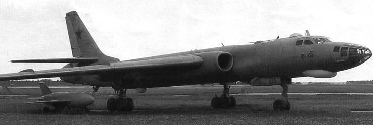 Ту-16СПС – самолет-постановщик помех. СССР. 1955 г.
