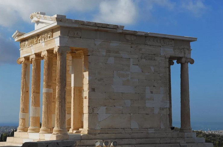 Храм Афины-Ники (Ники-аптерос), арх. Калликрат, окончен в 449 г. до н.э.