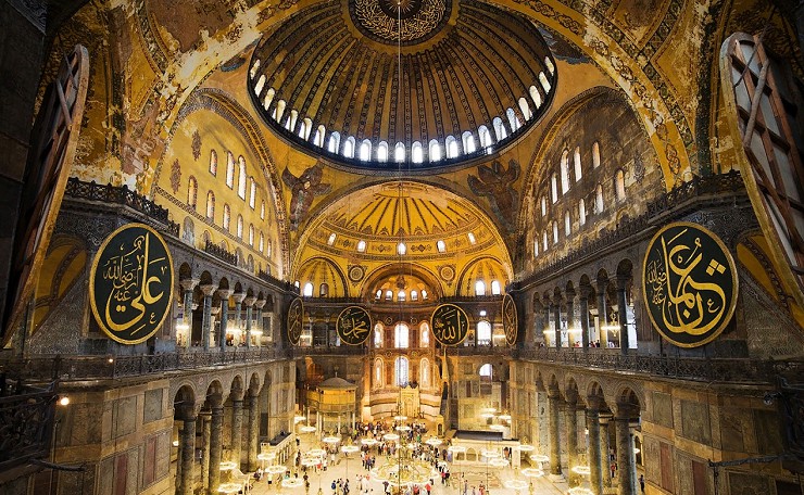 Интерьер храма Святой Софии. Стамбул. Турция