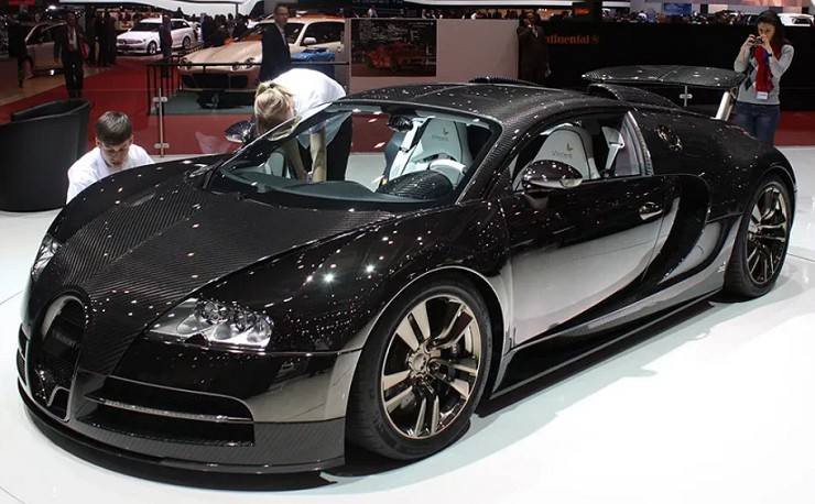 Суперкар Bugatti