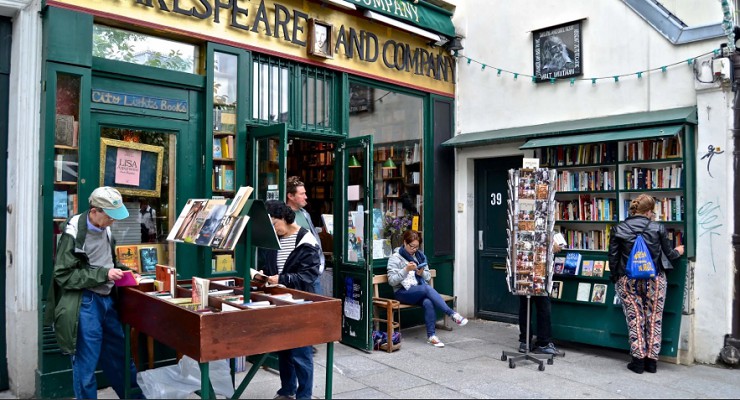 Книжный магазин «Шекспир и Компания» в Париже