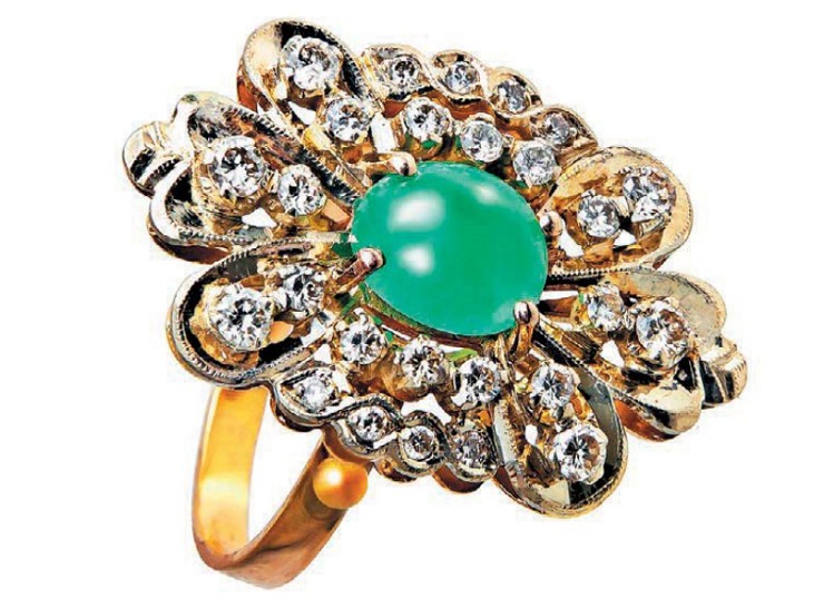 Кольцо с зеленым бериллом и бриллиантами 