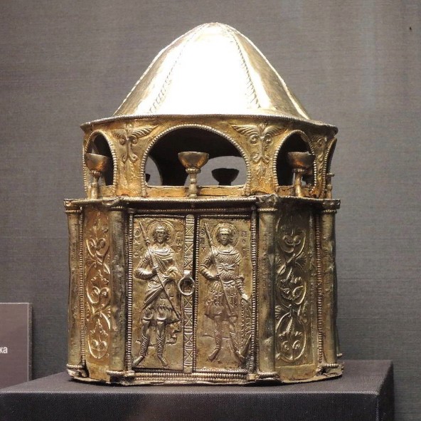 Византийский реликварий. Серебро. XI в. 