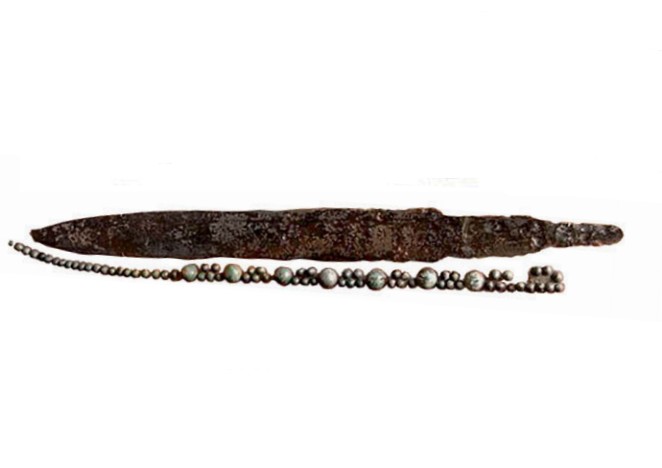 Оружие древних германцев. Клинок и фрагмент ножен короткого меча скрамасакса 