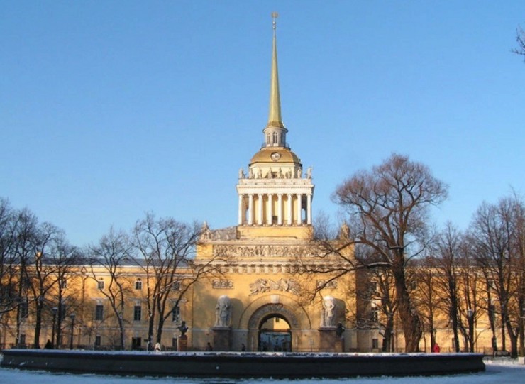 Здание Адмиралтейства. Арх. А. Захаров. 1806—1823 гг.