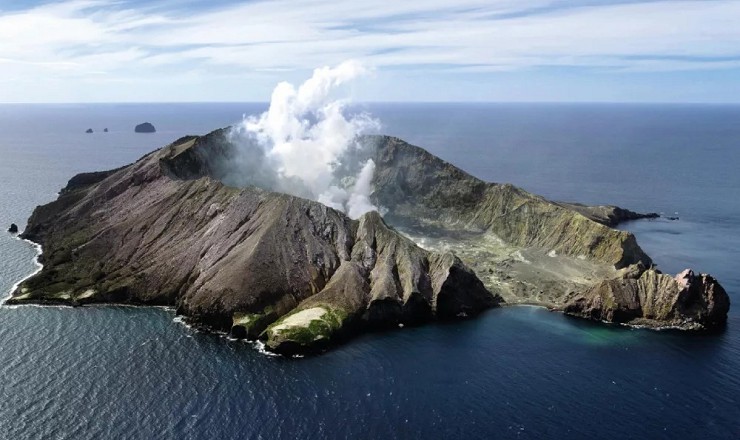 Вулканический остров Уайт-Айленд