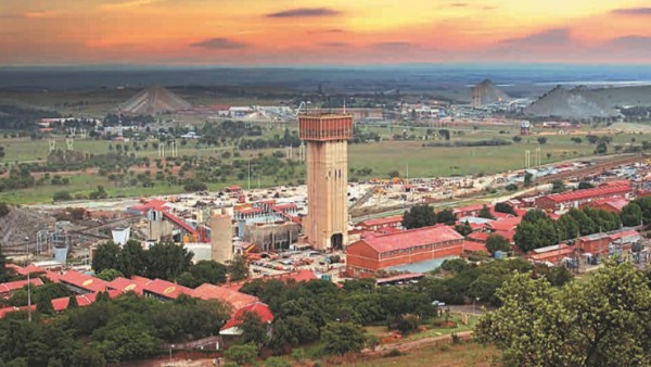 Современный рудник по добыче золота в ЮАР