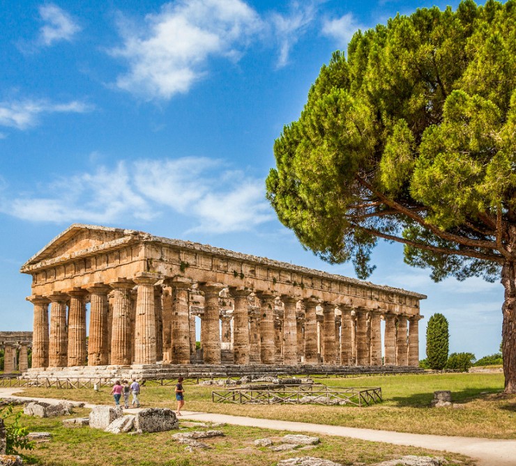 Дорические храмы в Пестуме, бывшей греческой колонии Посейдония в Кампании