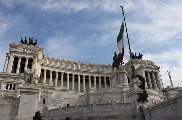 Витториано – монумент в честь первого итальянского короля Виктора-Эммануила II в Риме