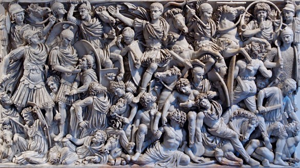 Битва римлян с варварами (вероятно, с готами). Рельеф на саркофаге. Рим, Национальный римский музей