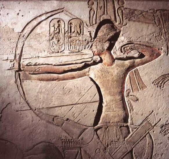 Древний египтянин с луком