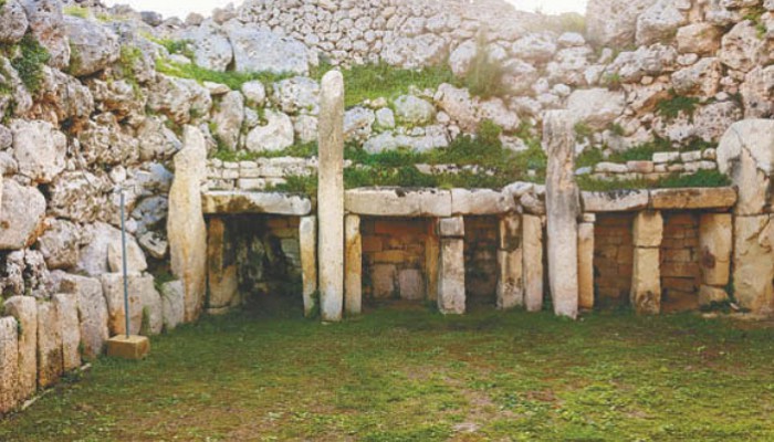 Мегалитический храм времен неолита на Мальте