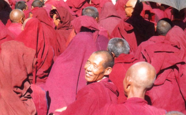 Тибетские монахи 