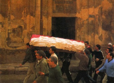 Похоронная процессия на улицах Каира, Египет