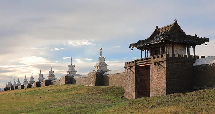 Городские стены Каракорума, столицы Монгольской империи в 1220—1260 гг.