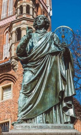 Памятник Николаю Копернику в Торуни, Польша