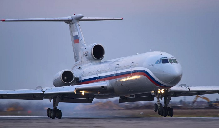 пассажирский самолет Ту-154М