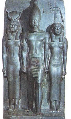 Статуи фараона Микерина