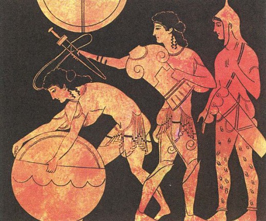 Два гоплита и лучник готовятся к походу. Изображение на древнегреческом сосуде
