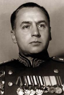 Генерал армии Антонов. 1945 г.
