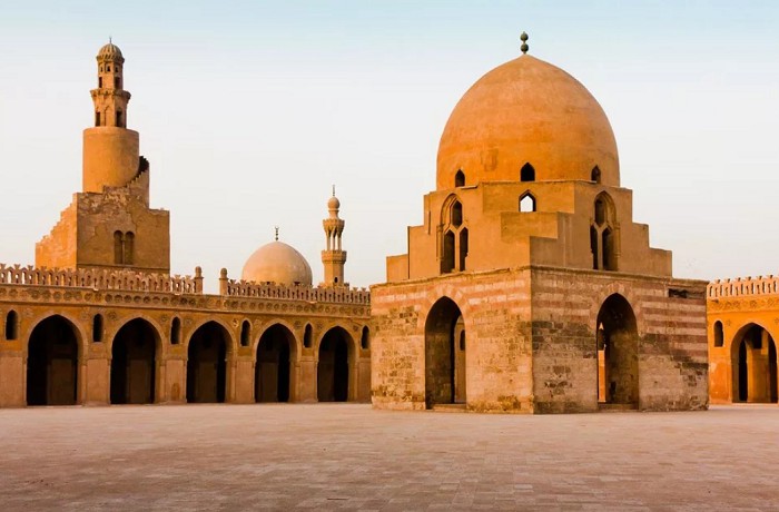 Мечеть Ибн-Тулуна, Каир