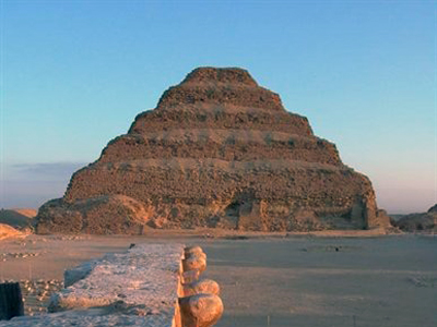 Ступенчатая пирамиды фараона Джосера