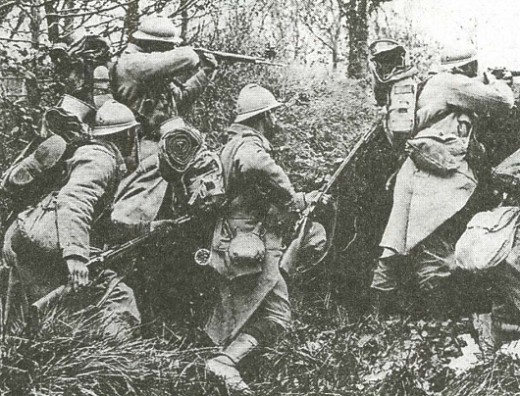 Французские солдаты ведут бой с немцами
