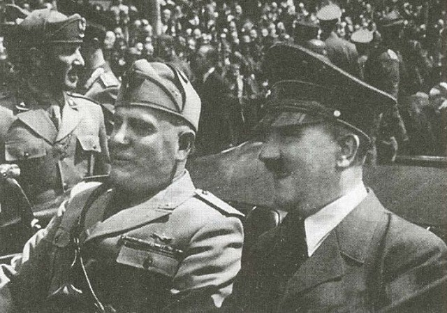 Два диктатора — Адольф Гитлер и Бенито Муссолини в Мюнхене