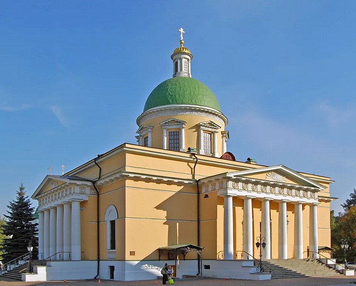 Храм Св. Троицы Данилова монастыря в Москве