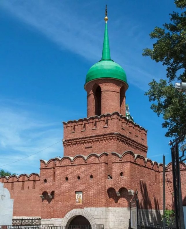 Тульский кремль. Одоевская проездная башня