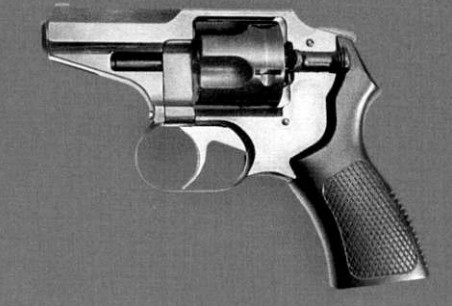 9-мм револьвер Р-92 под патрон 9x18 ПМ