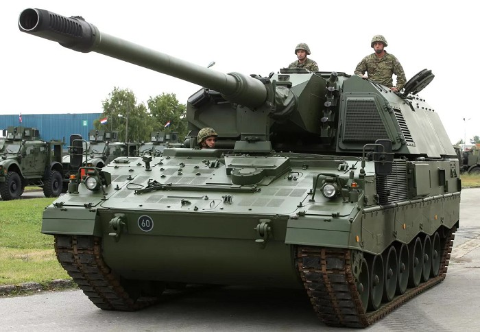 Самоходная артиллерийская установка PzH-2000 (Германия)