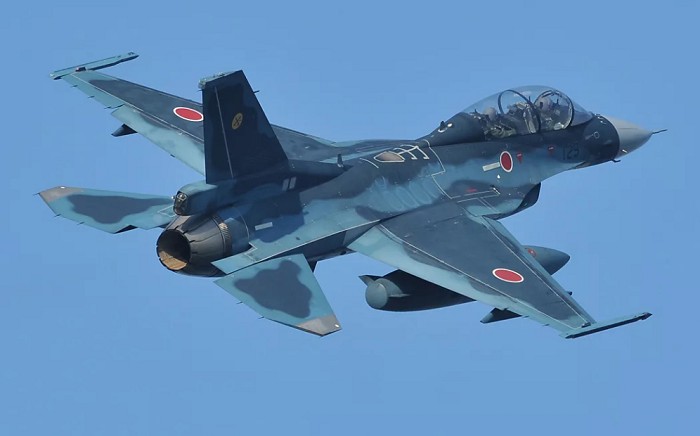 Японский истребитель Mitsubishi F-2
