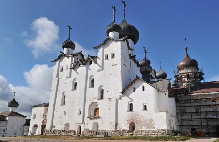 Храмы Соловецкого монастыря