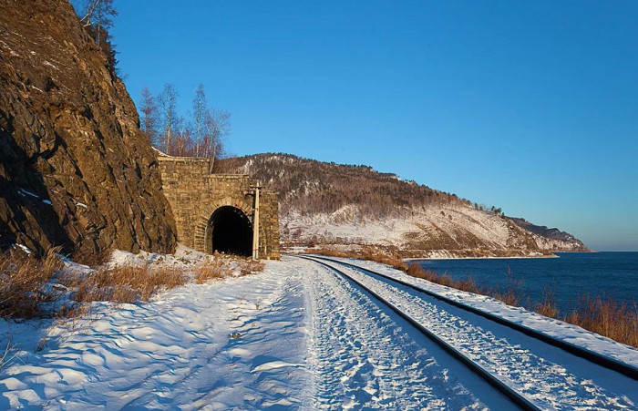 Один из тоннелей Кругобайкальской железной дороги