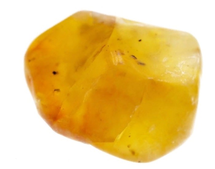 Перуанский опал желтого цвета 